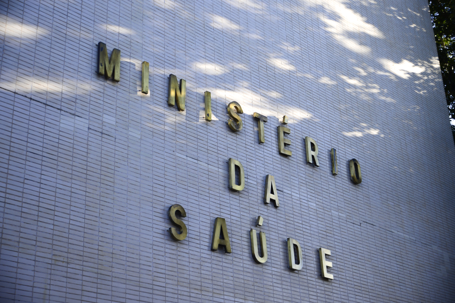 MS e ANS são cobrados para agirem contra reajustes abusivos e cancelamentos de planos de saúde de PCD's