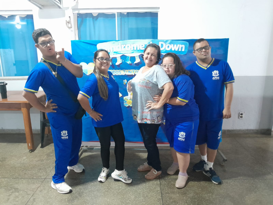 Professora Lane e seus alunos