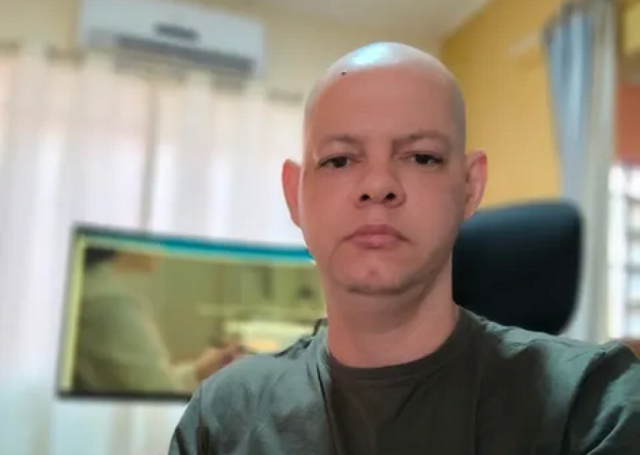 Elias Balthazar, autista e empreendedor, fundou a “Terapia de Bolso” 