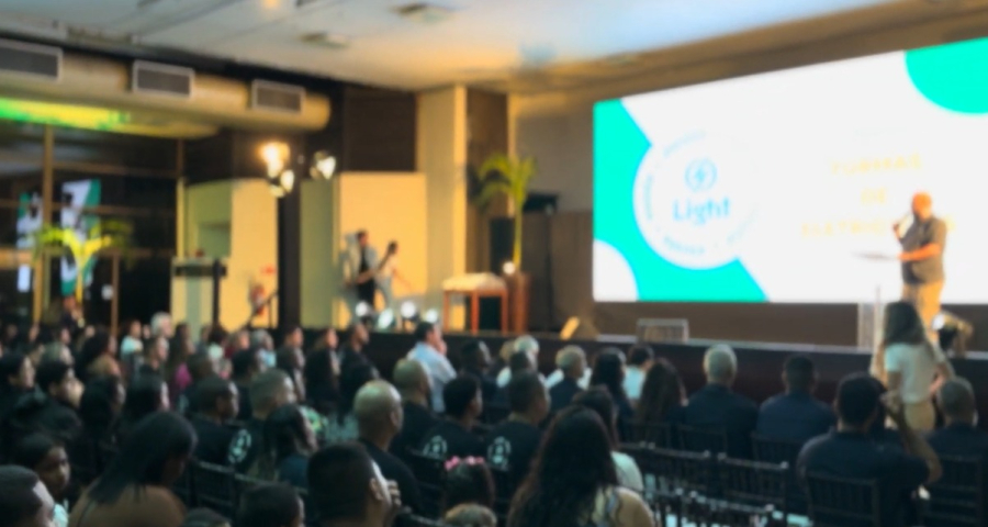 Escola Light abre 180 vagas em curso gratuito online para PCD