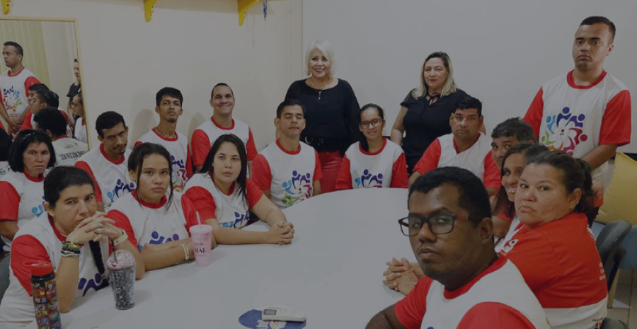Feijoada da Pestalozzi é neste sábado: vamos apoiar quem cuida de pessoas com deficiência