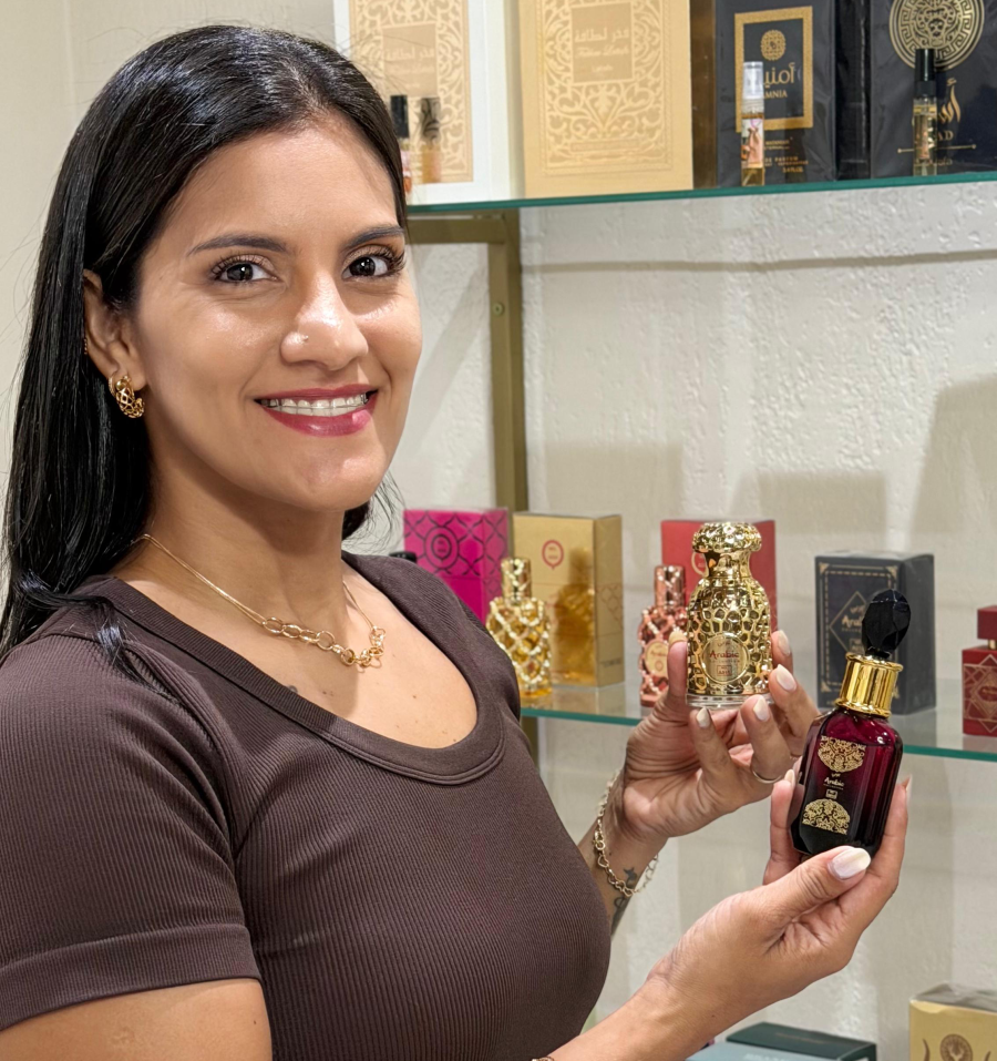 Mãe de três autistas, Bélit recomeçou e inaugurou uma loja