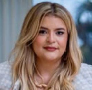 Dra. Tércia Marília